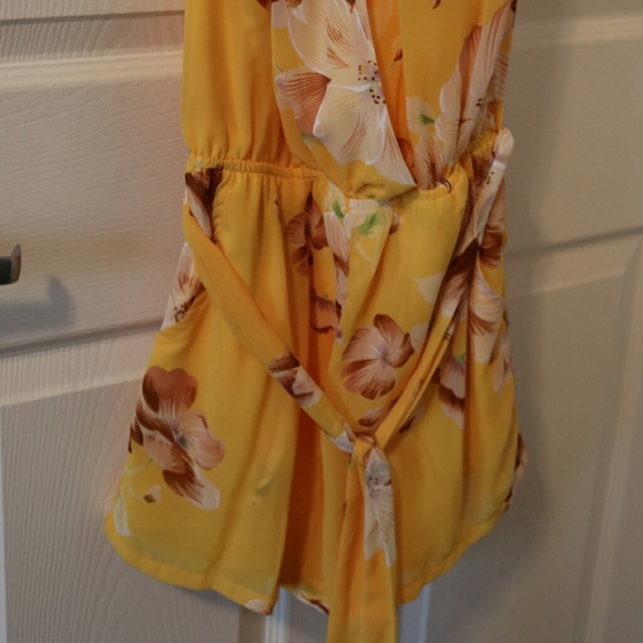 Halter Romper - Picture 2 of 4